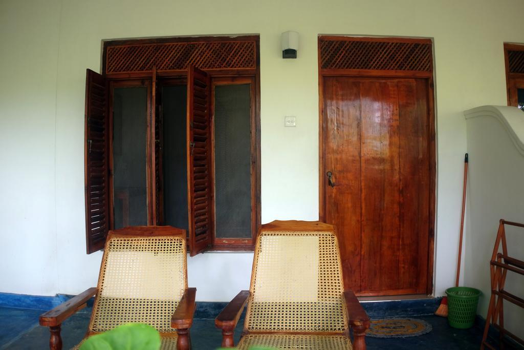 Sansala Guesthouse & Restaurant Tangalle Esterno foto