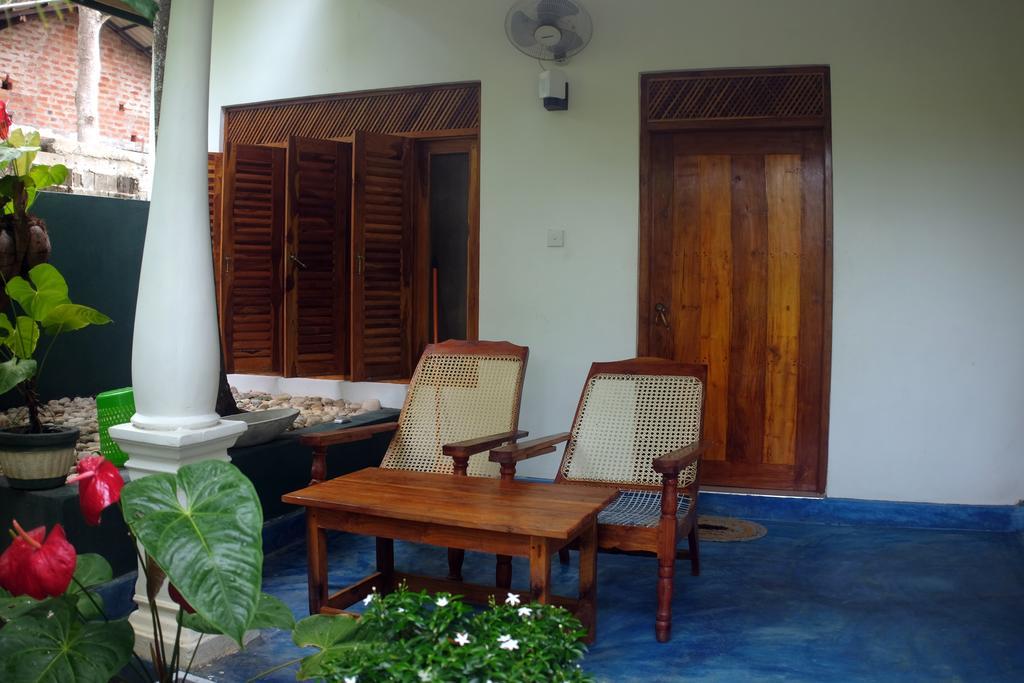 Sansala Guesthouse & Restaurant Tangalle Esterno foto